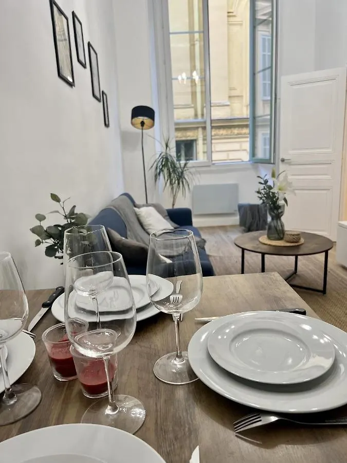Sublime Appartement 2 Pieces Au Coeur De La Vieille Ville Nice 0*,