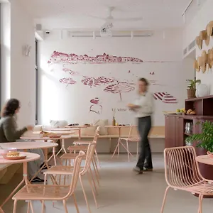 Slo Hostal